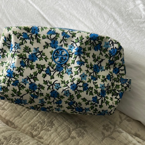 Tory Burch Blue and Green Cosmetic Bag with Floral Design - Picture 1 of 9